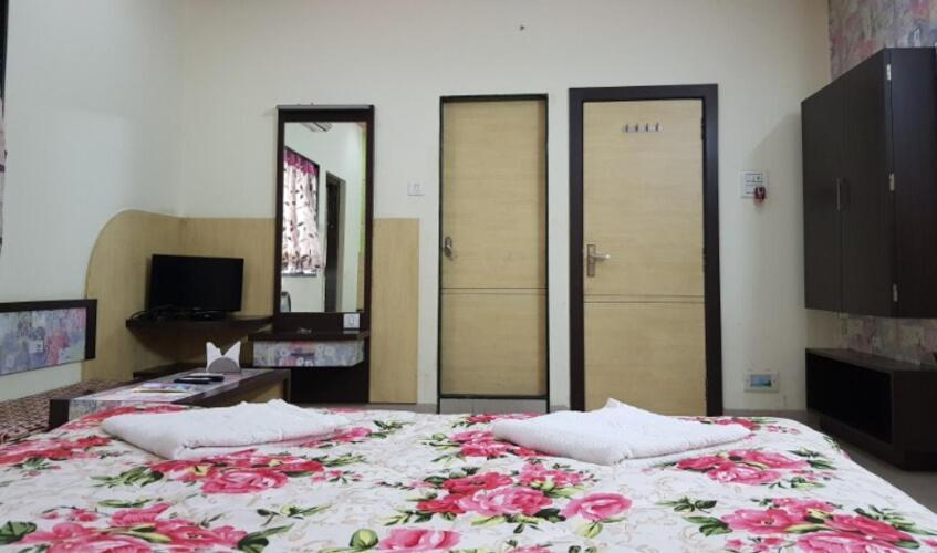 Hotel Rasraj , Dhule מראה חיצוני תמונה